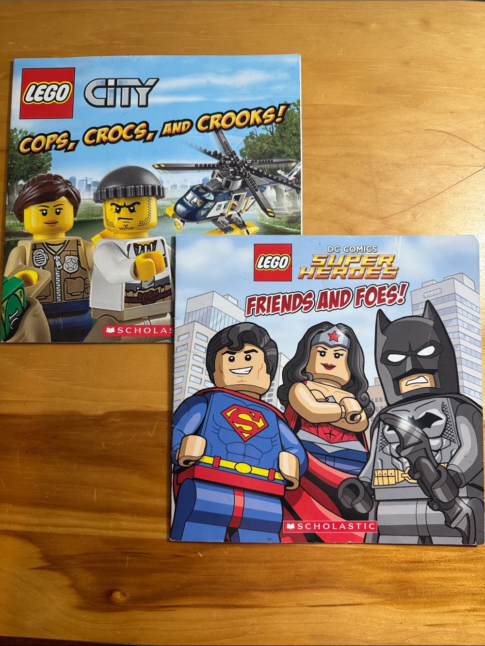 📚2/$6  2-Book Bundle LEGO Books